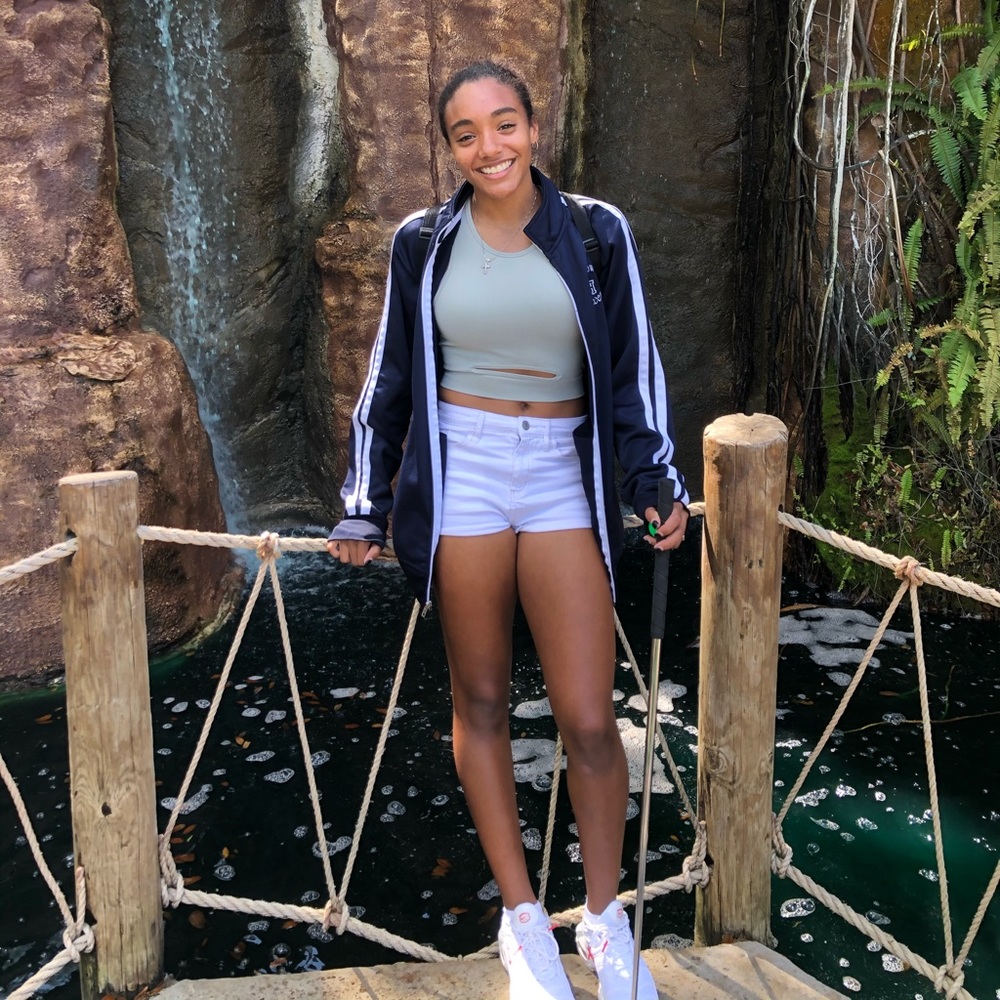 Meet your Posher, Allyna